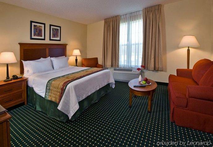 Towneplace By Marriott At Joint Base Andrews 3*