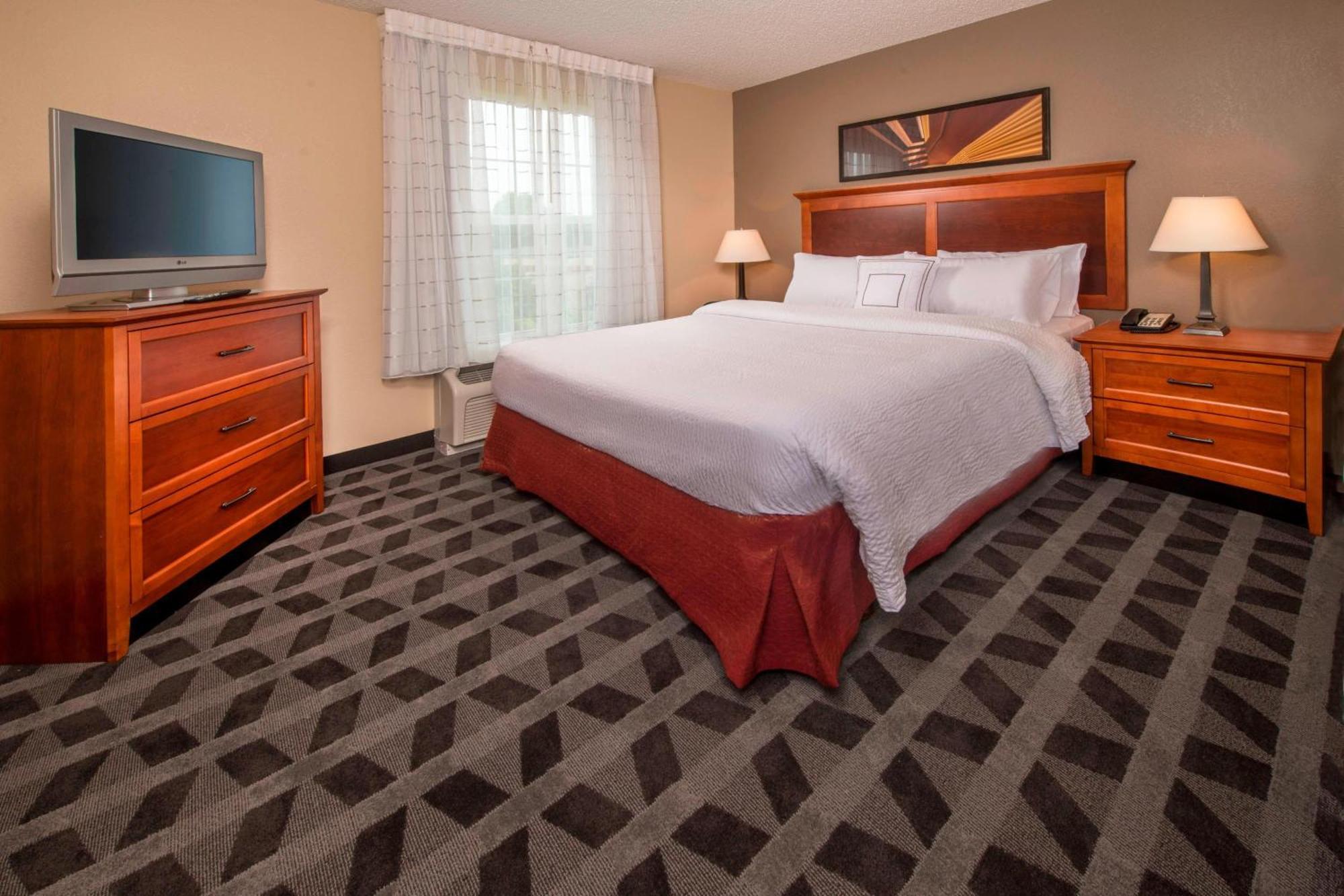 Towneplace By Marriott At Joint Base Andrews 3* Clinton