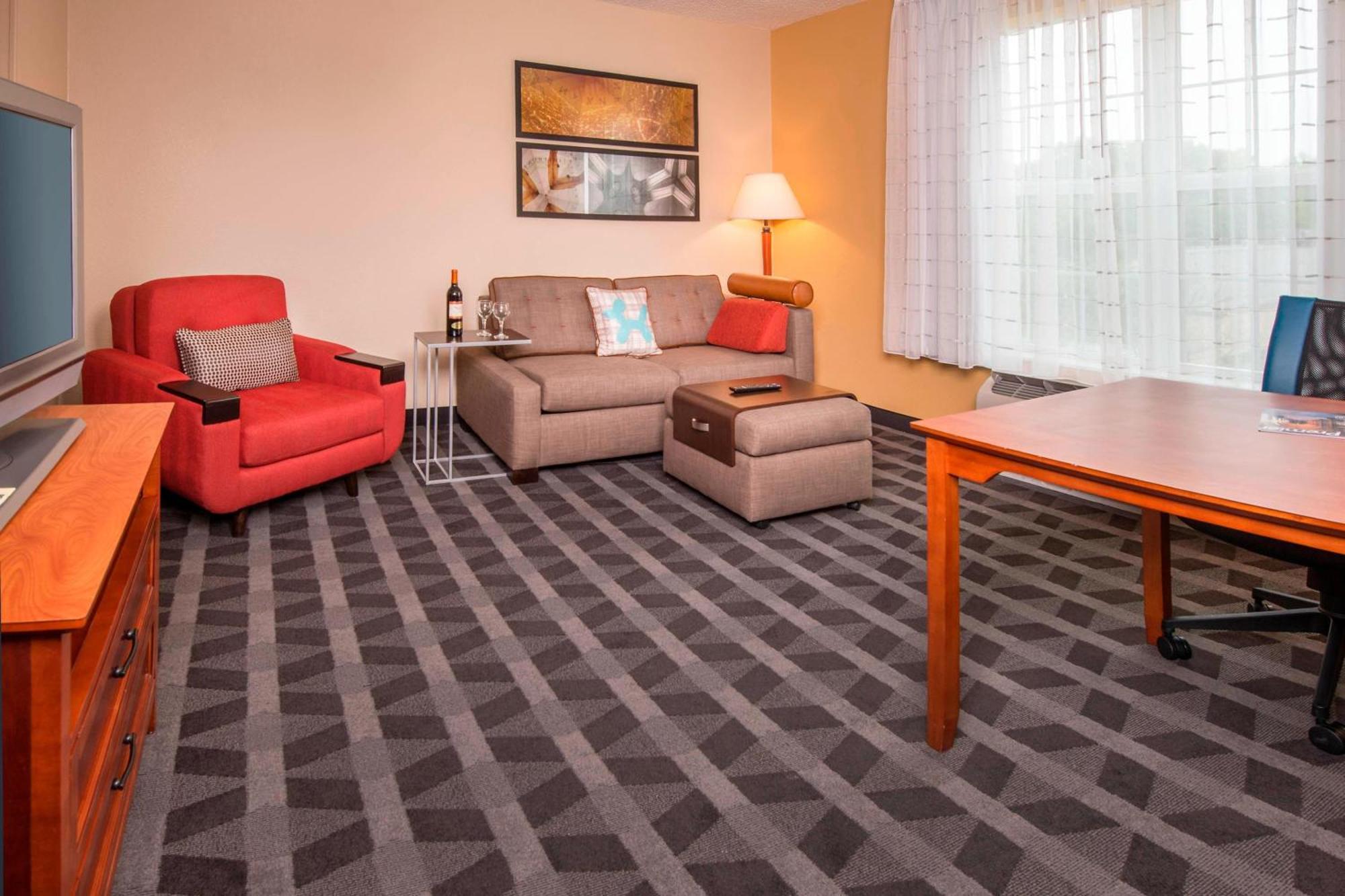 Hotel Towneplace By Marriott At Joint Base Andrews Clinton